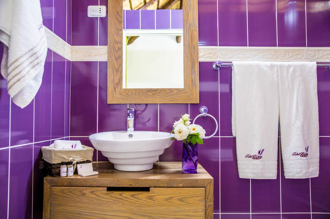 ตชิเบอรี เบด แอนด์ เบรคฟาสต์ Bed & Breakfast Phokeng ภายนอก รูปภาพ